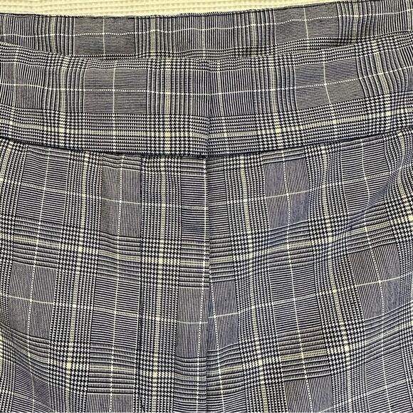 Anne Klein Plaid Slacks - Size 10 - Picture 2 of 7